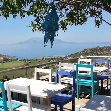 Kuleli Konak Ayvalı