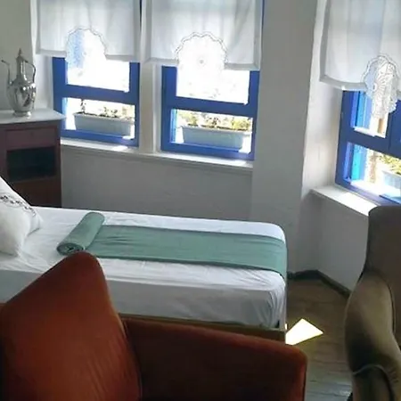 Kuleli Konak * Ayvalı